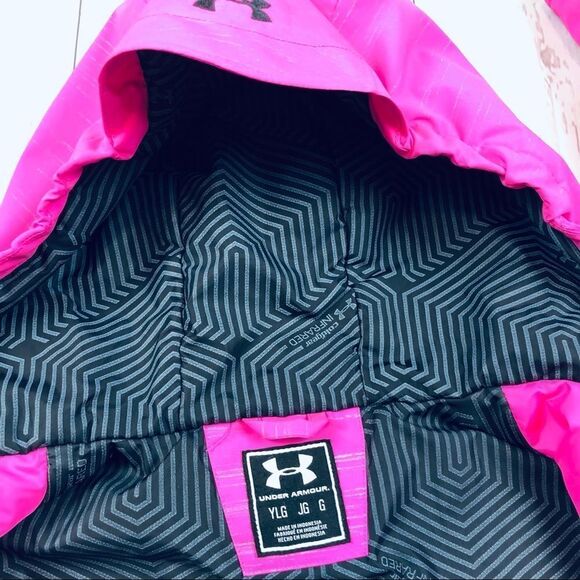 Under Armour Coldgear INFRARED Hooded Jacket - Picture 10 of 15